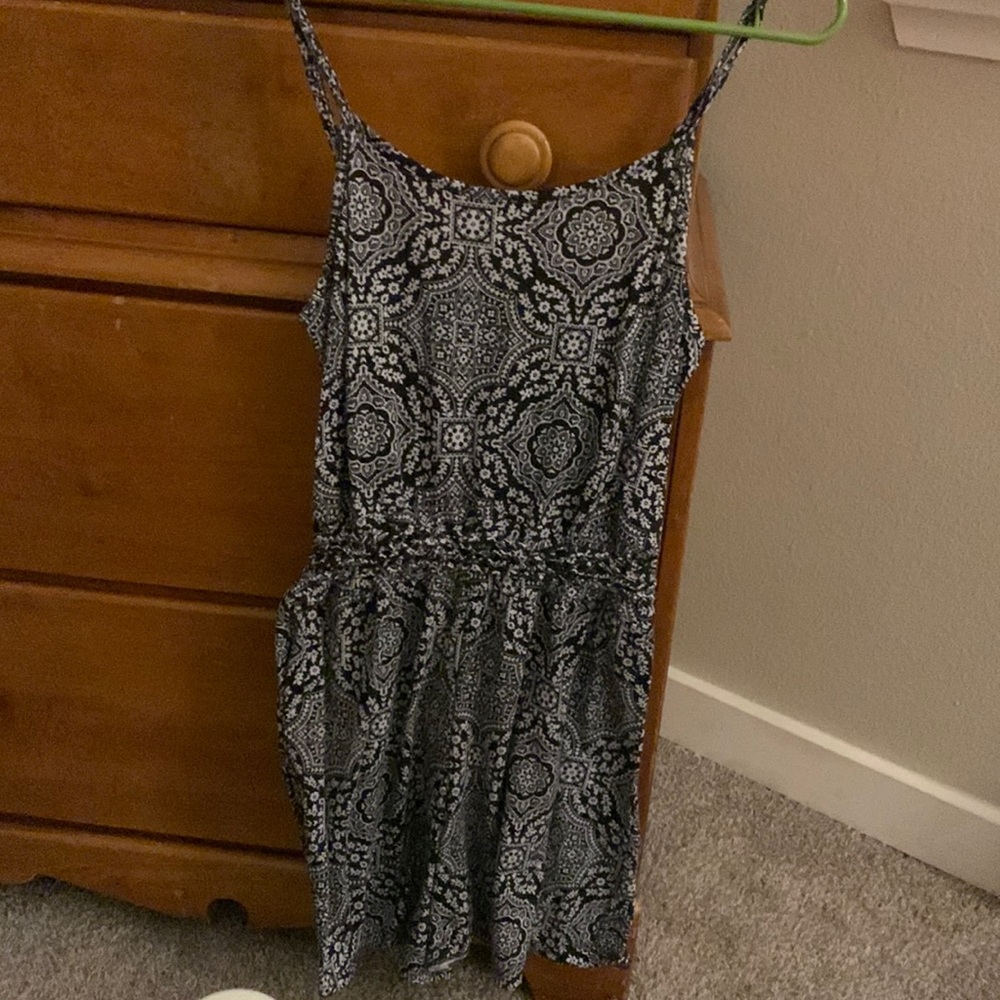 Xhilaration black and white printed dress.